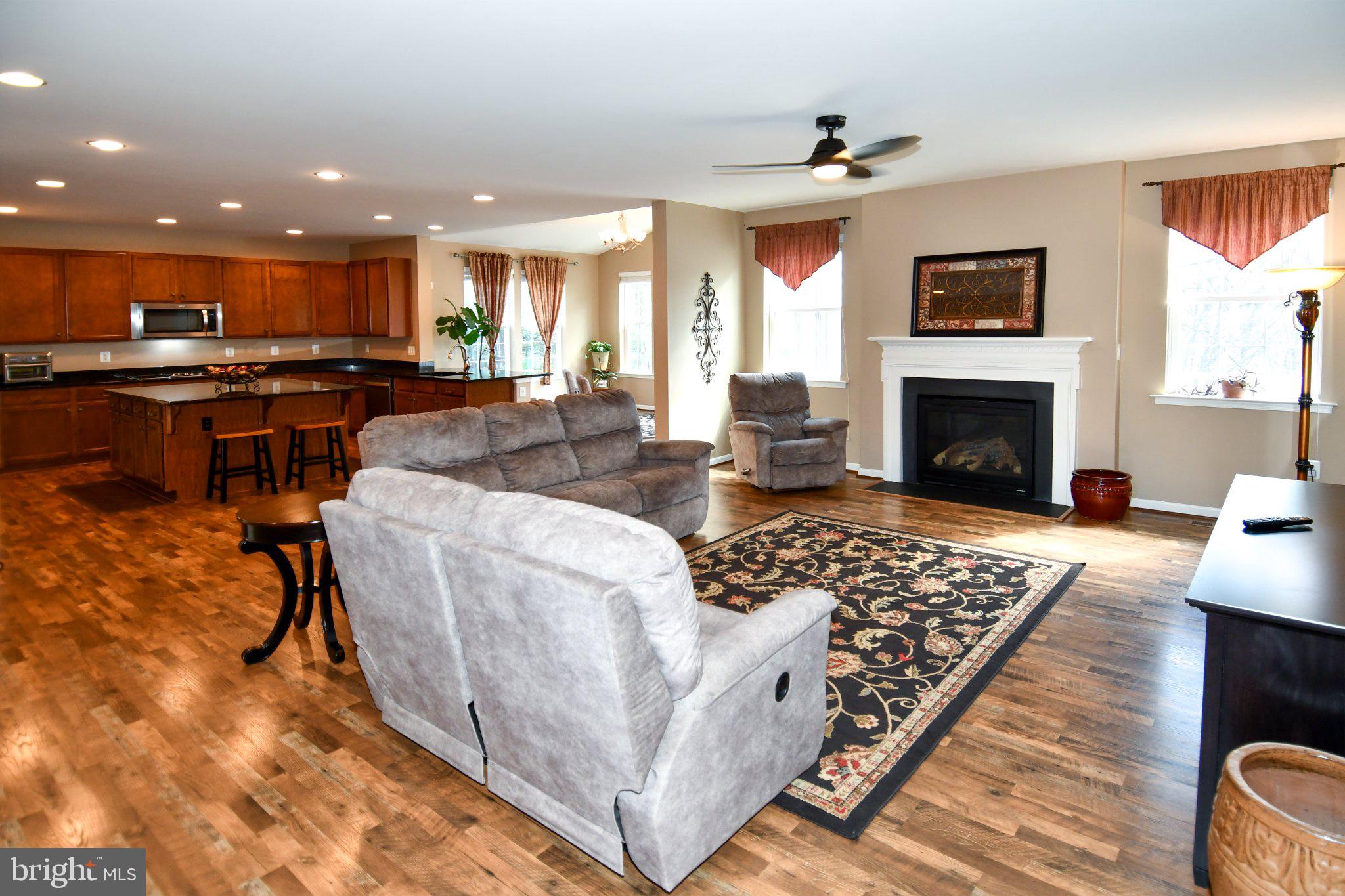 PORT POTOMAC - Residential