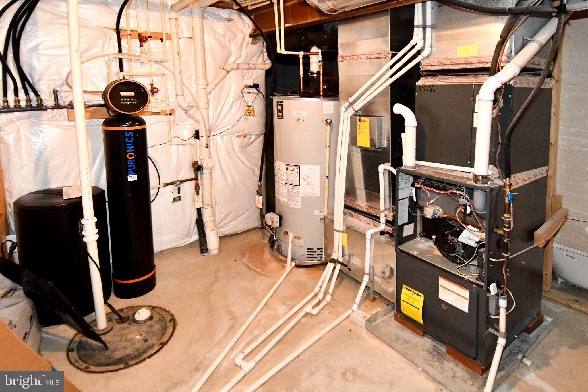 PORT POTOMAC - Residential