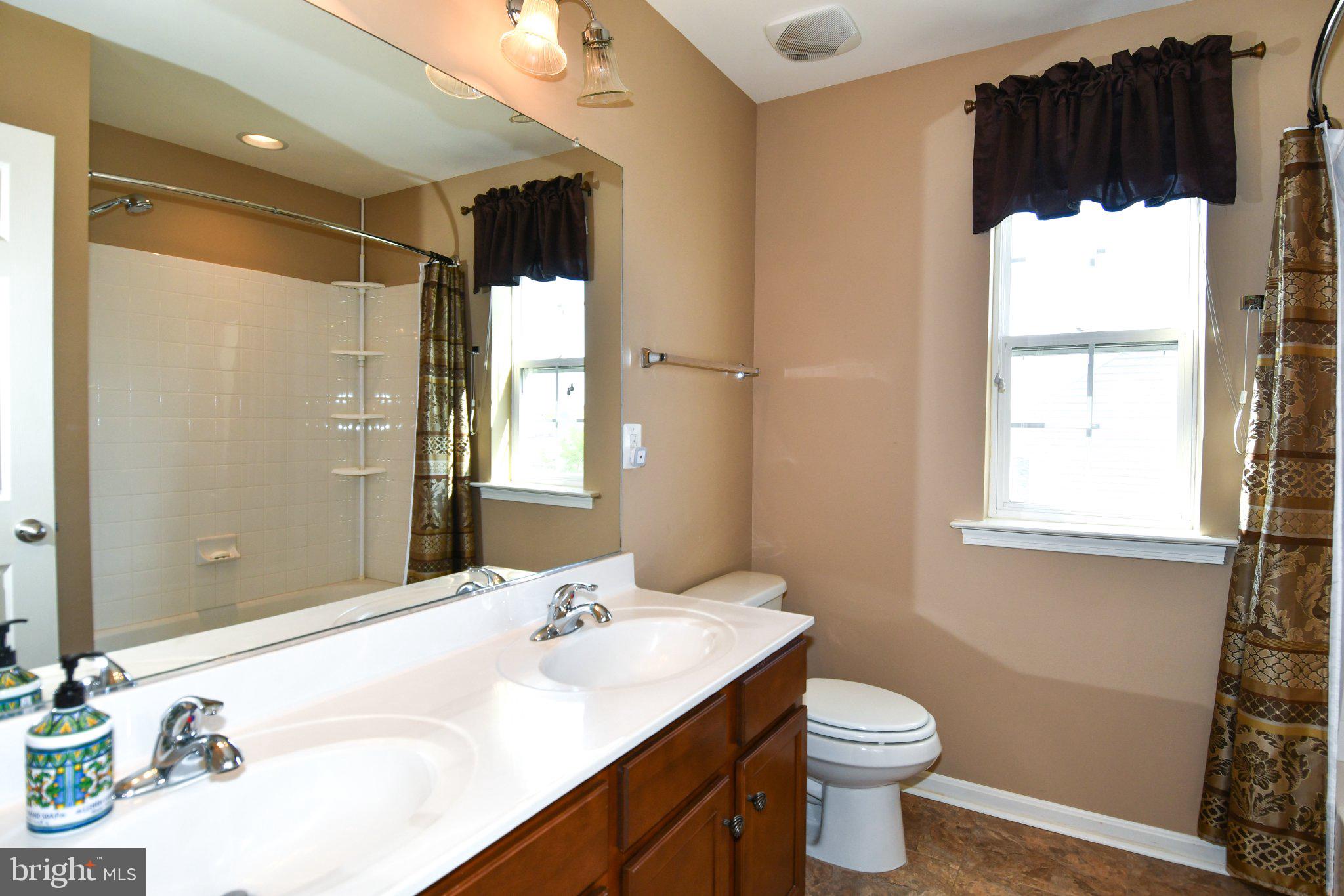 PORT POTOMAC - Residential