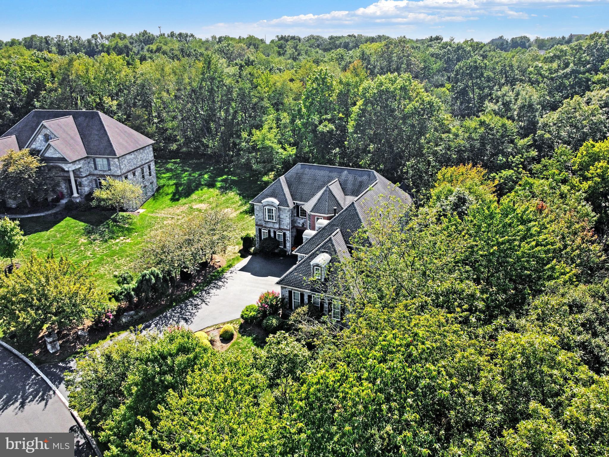 PINEHURST HILLS - Residential