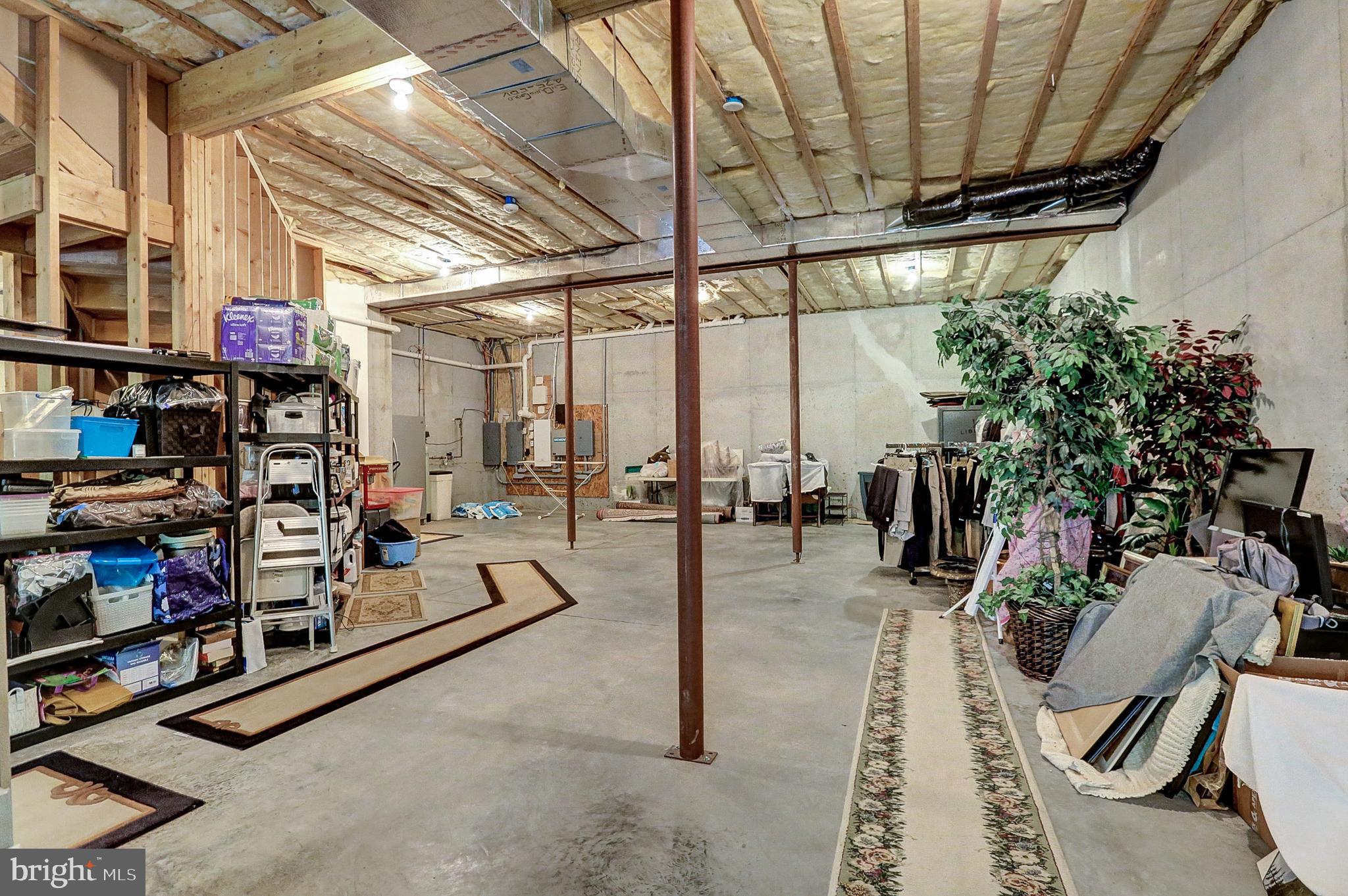 PINEHURST HILLS - Residential