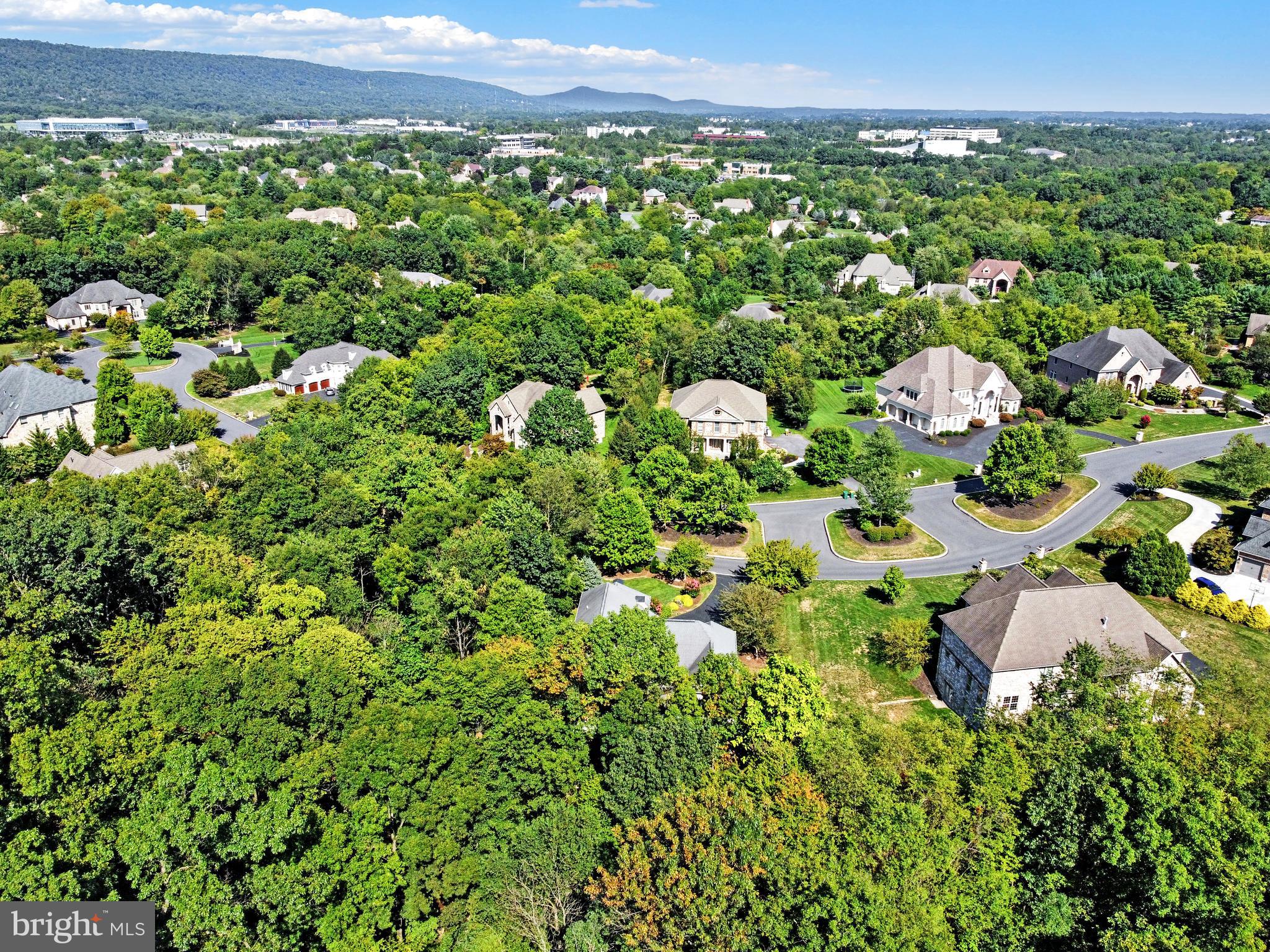 PINEHURST HILLS - Residential