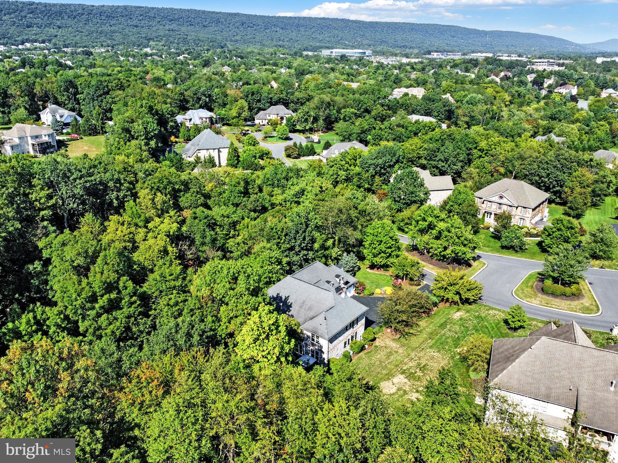 PINEHURST HILLS - Residential