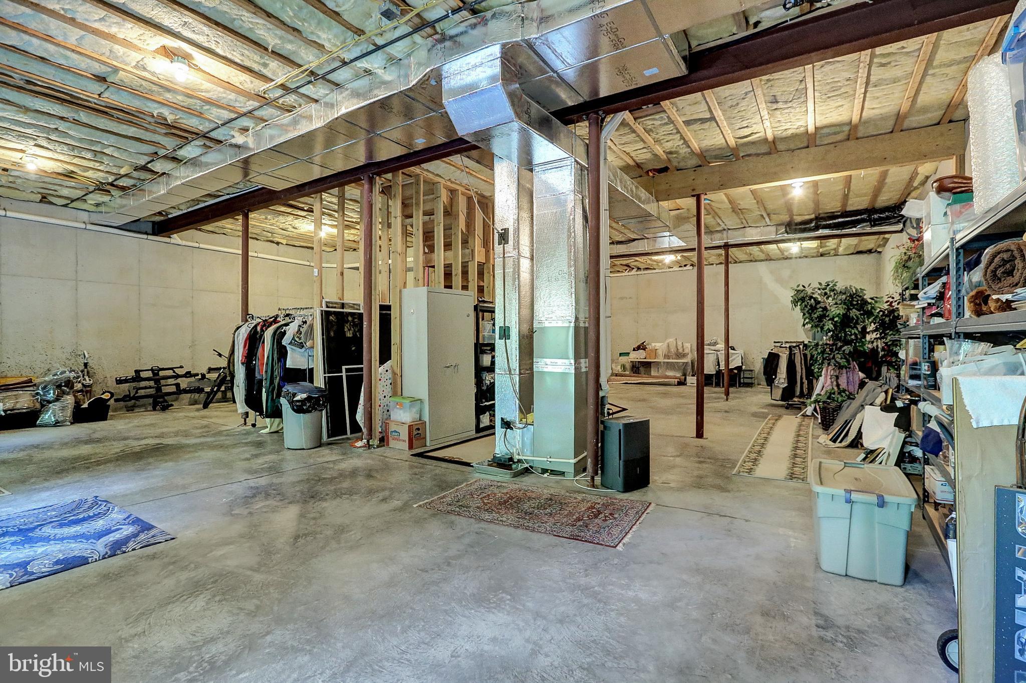 PINEHURST HILLS - Residential