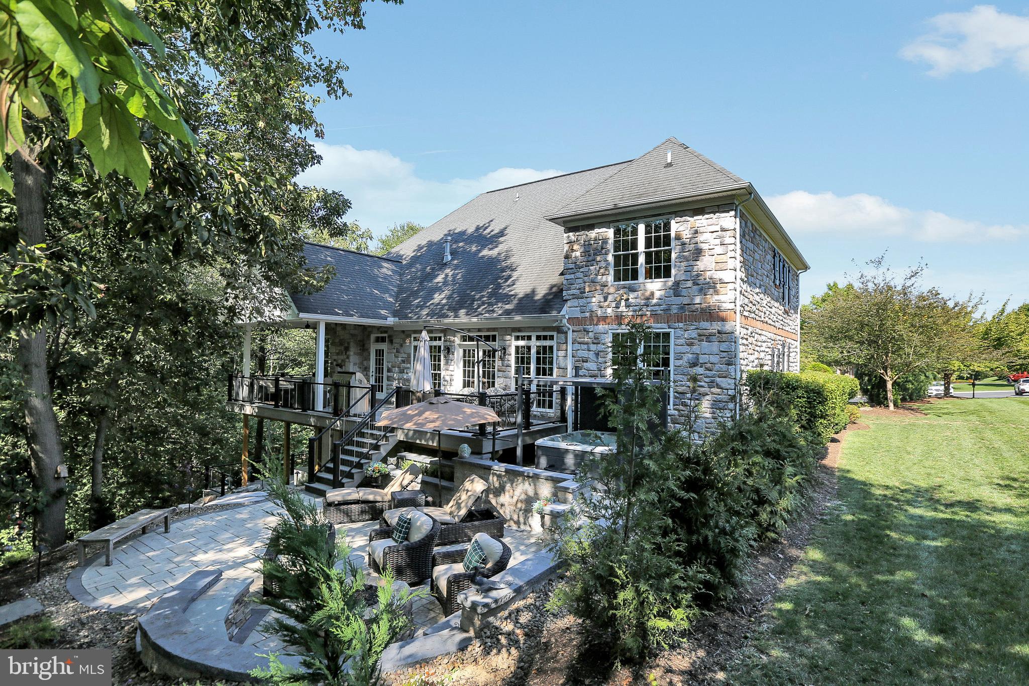 PINEHURST HILLS - Residential