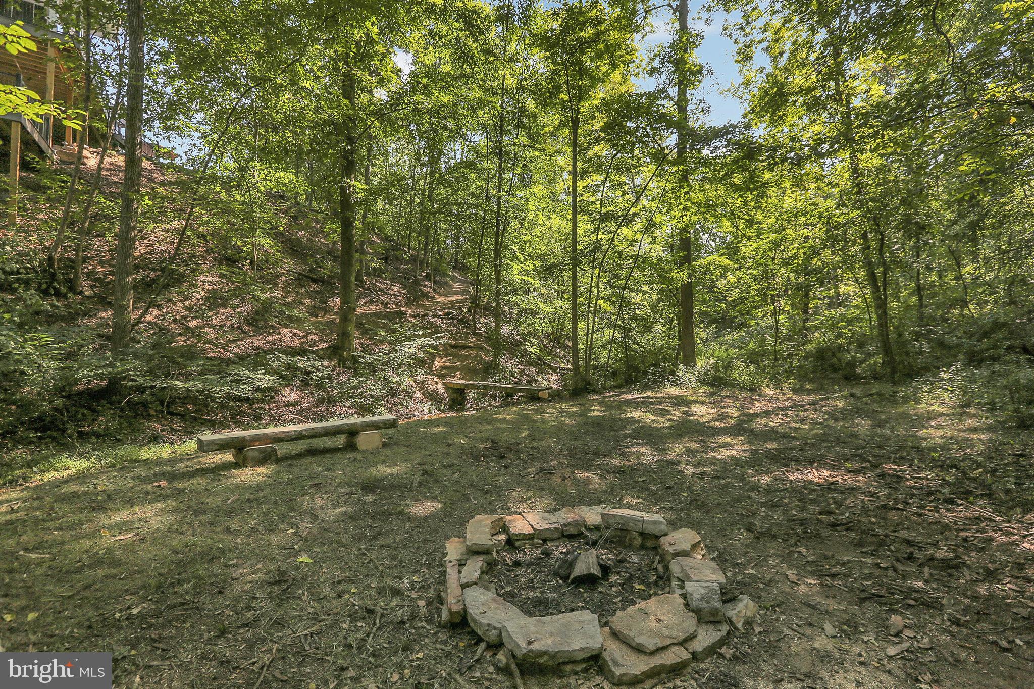 PINEHURST HILLS - Residential