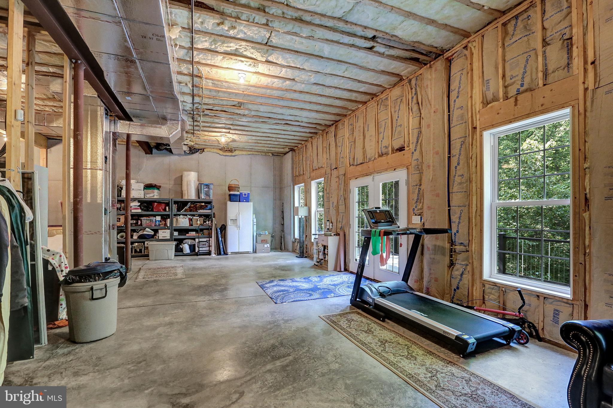 PINEHURST HILLS - Residential