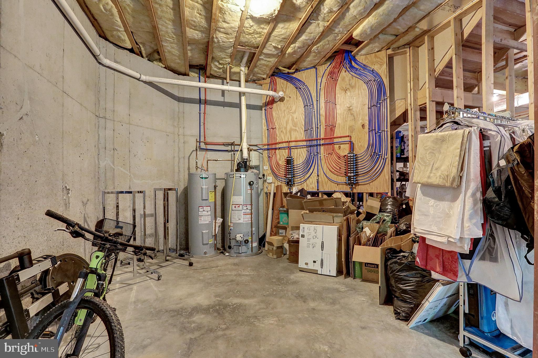 PINEHURST HILLS - Residential