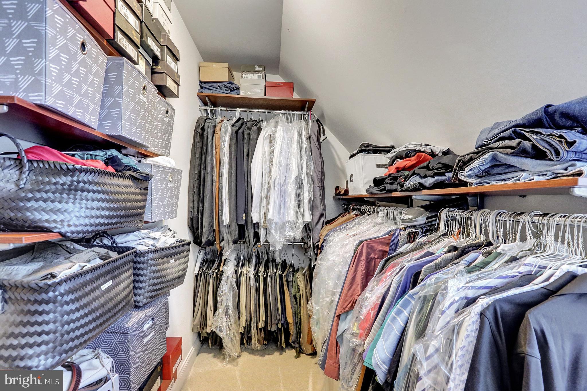 PINEHURST HILLS - Residential