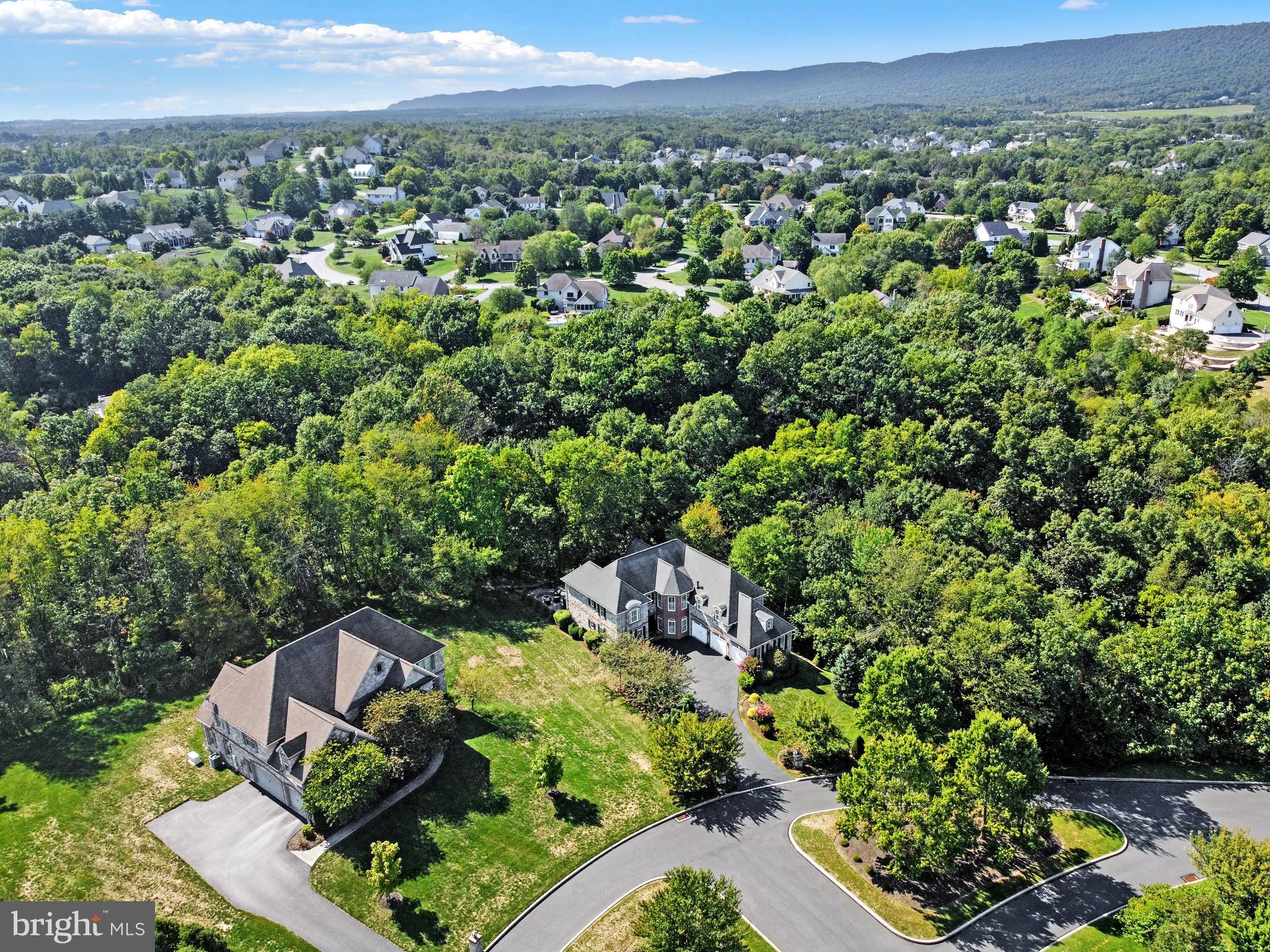 PINEHURST HILLS - Residential