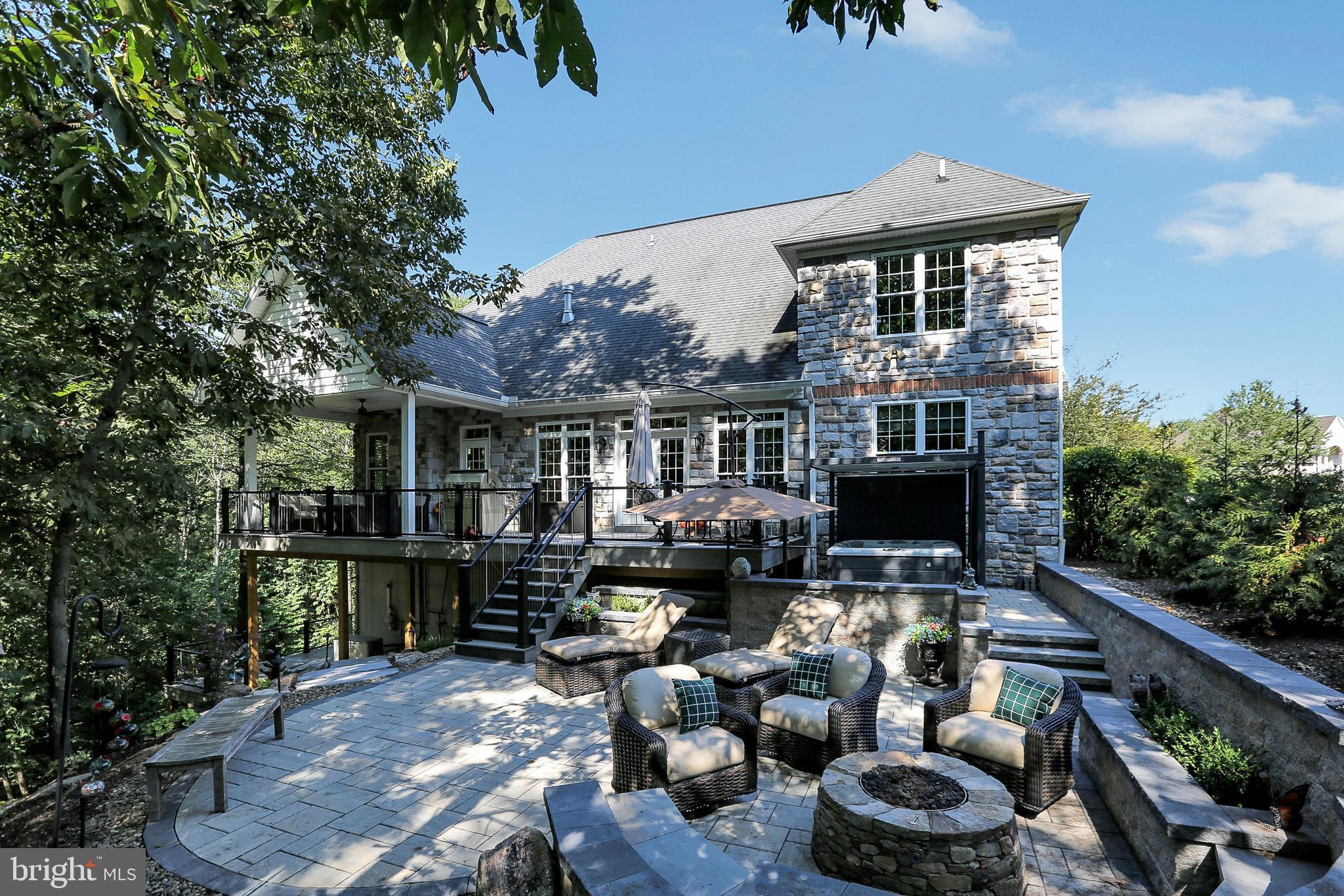 PINEHURST HILLS - Residential