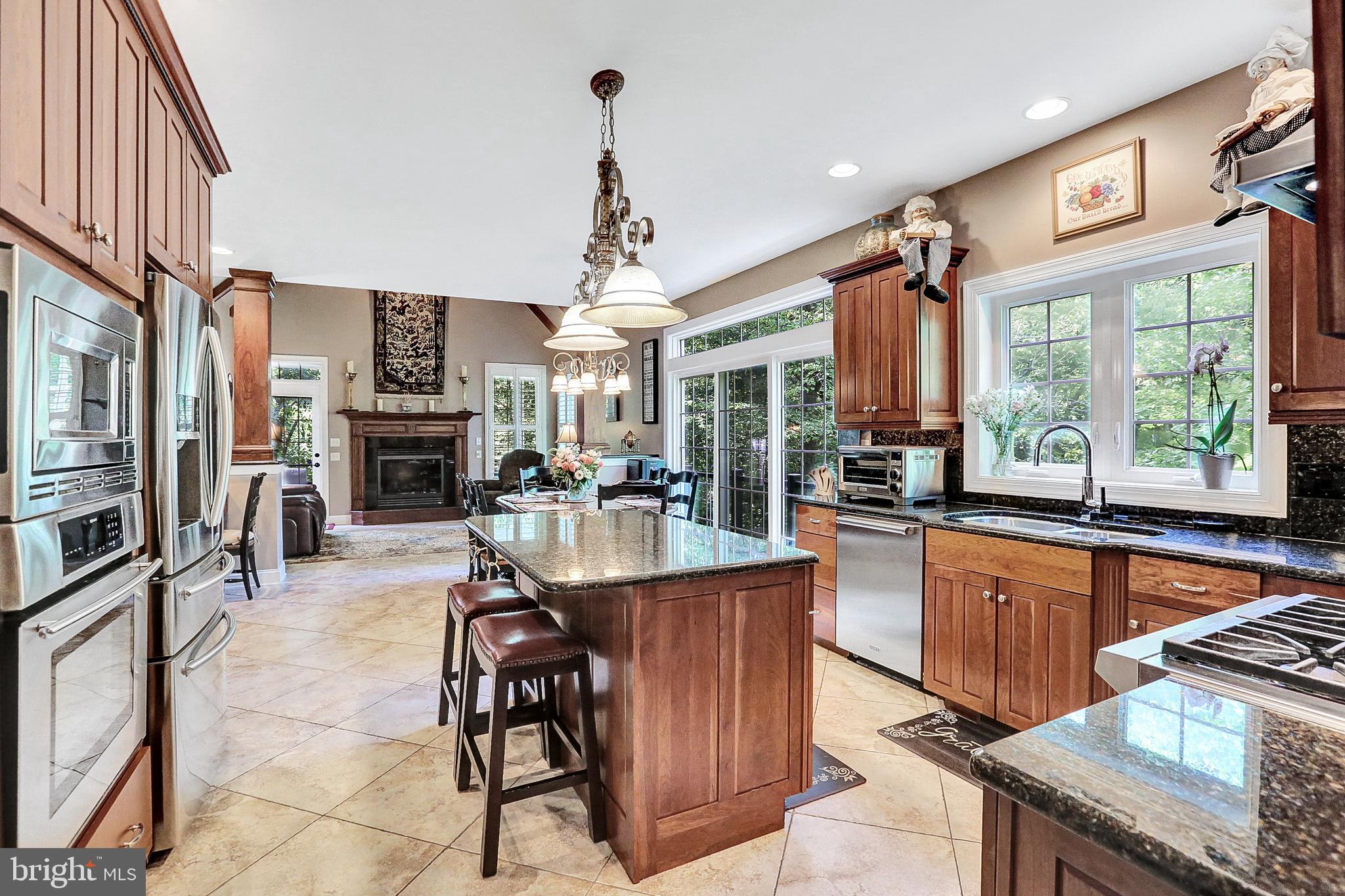 PINEHURST HILLS - Residential