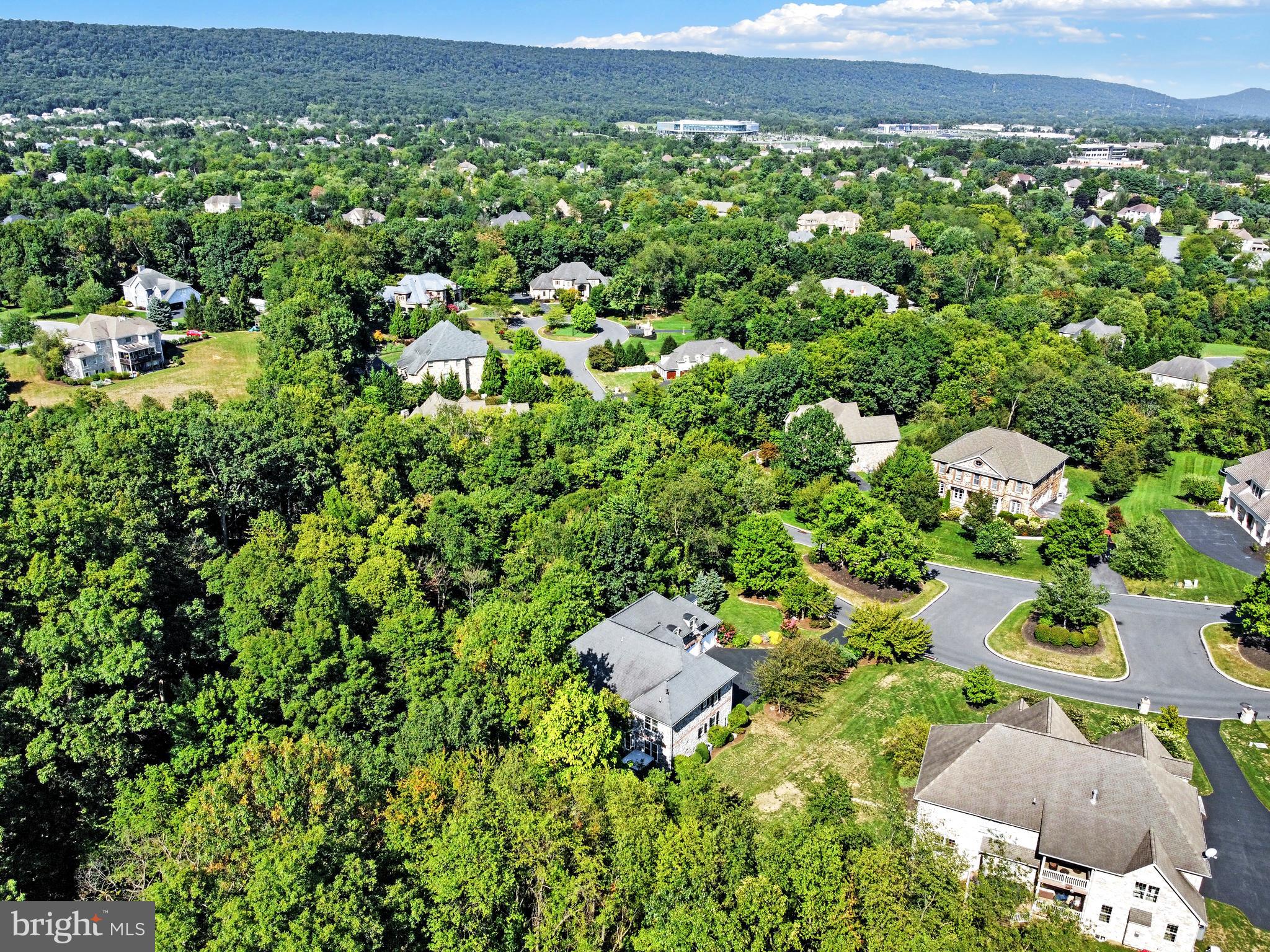 PINEHURST HILLS - Residential