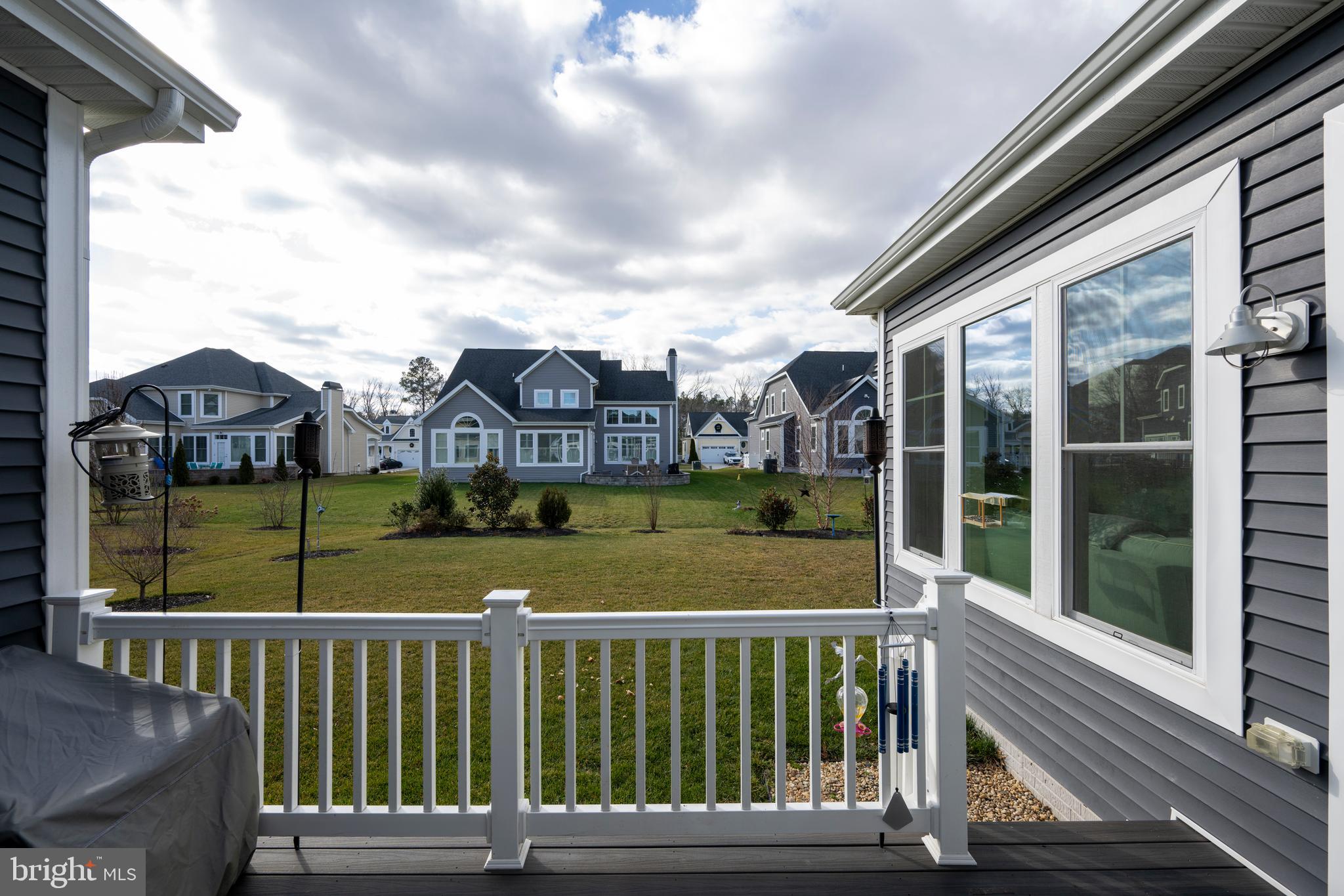 COASTAL CLUB - Residential