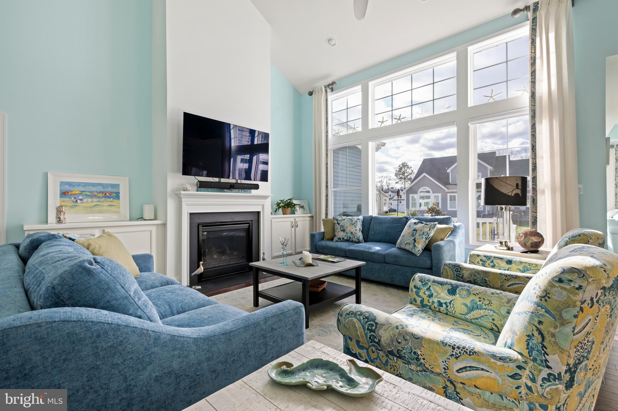 COASTAL CLUB - Residential