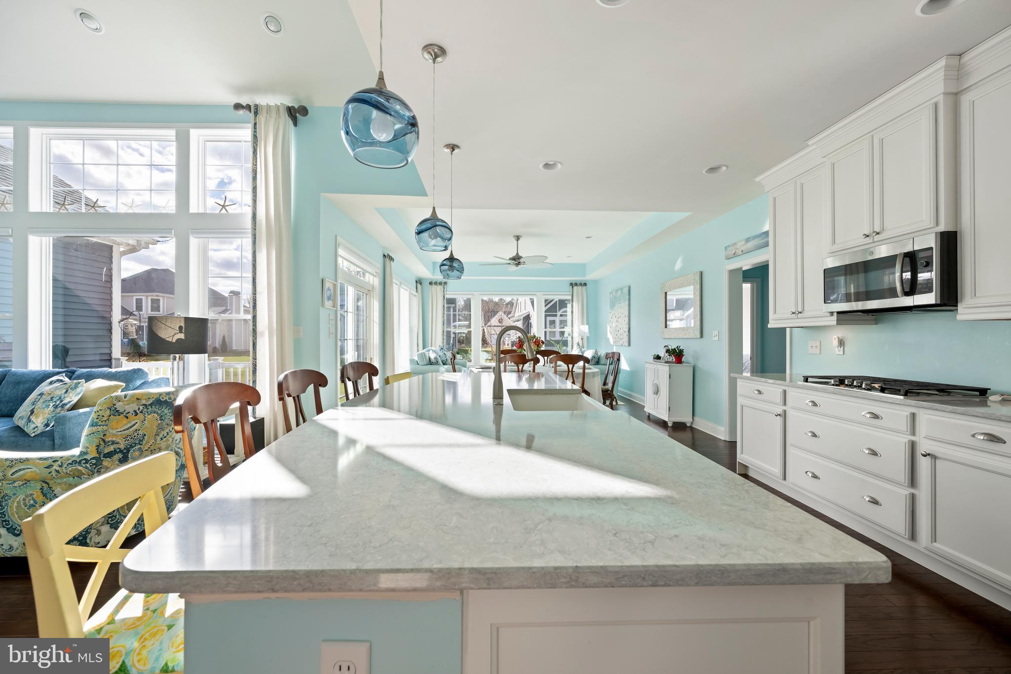 COASTAL CLUB - Residential