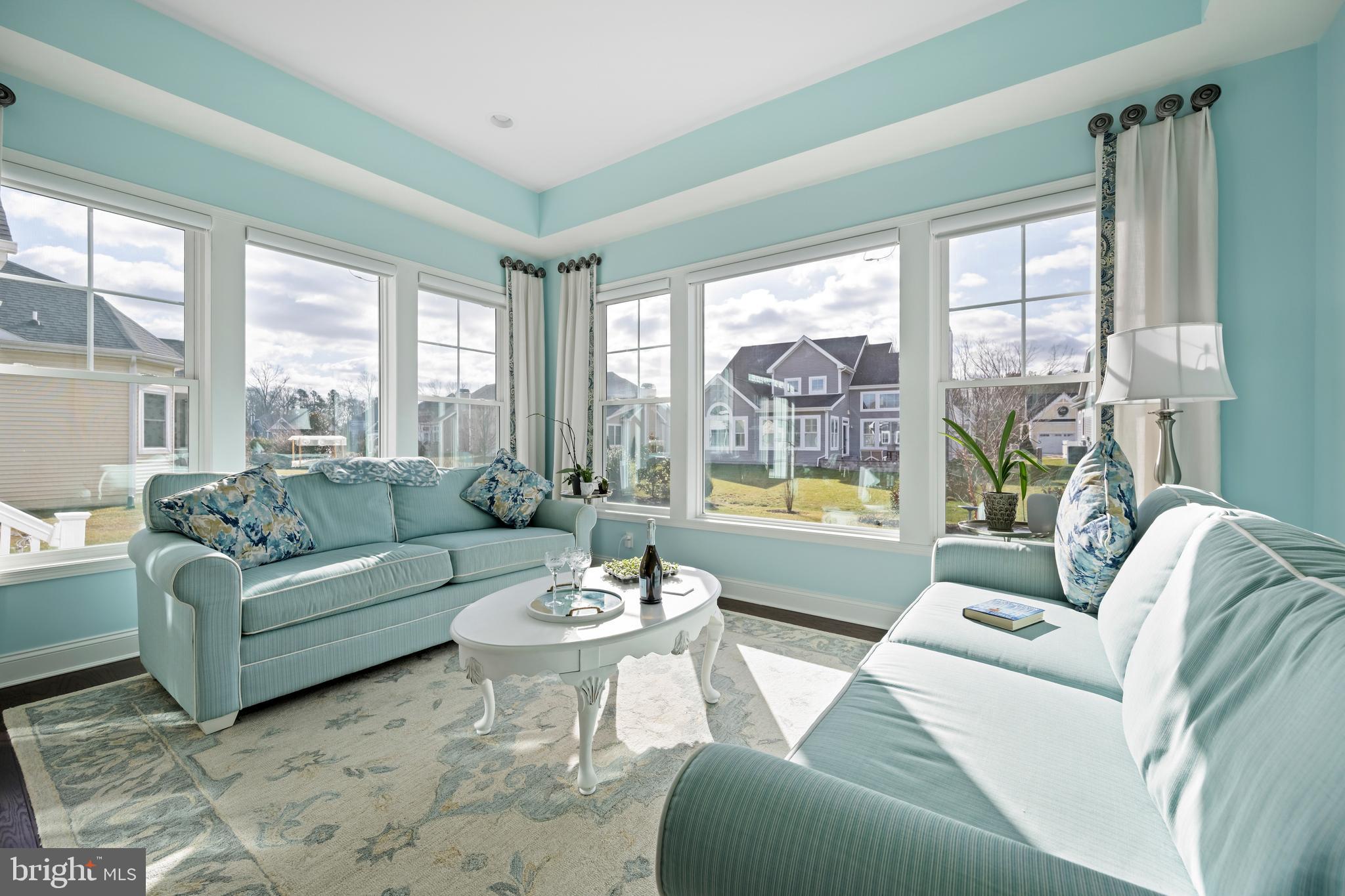 COASTAL CLUB - Residential