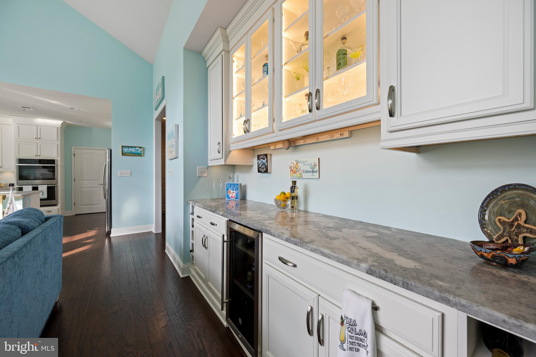 COASTAL CLUB - Residential