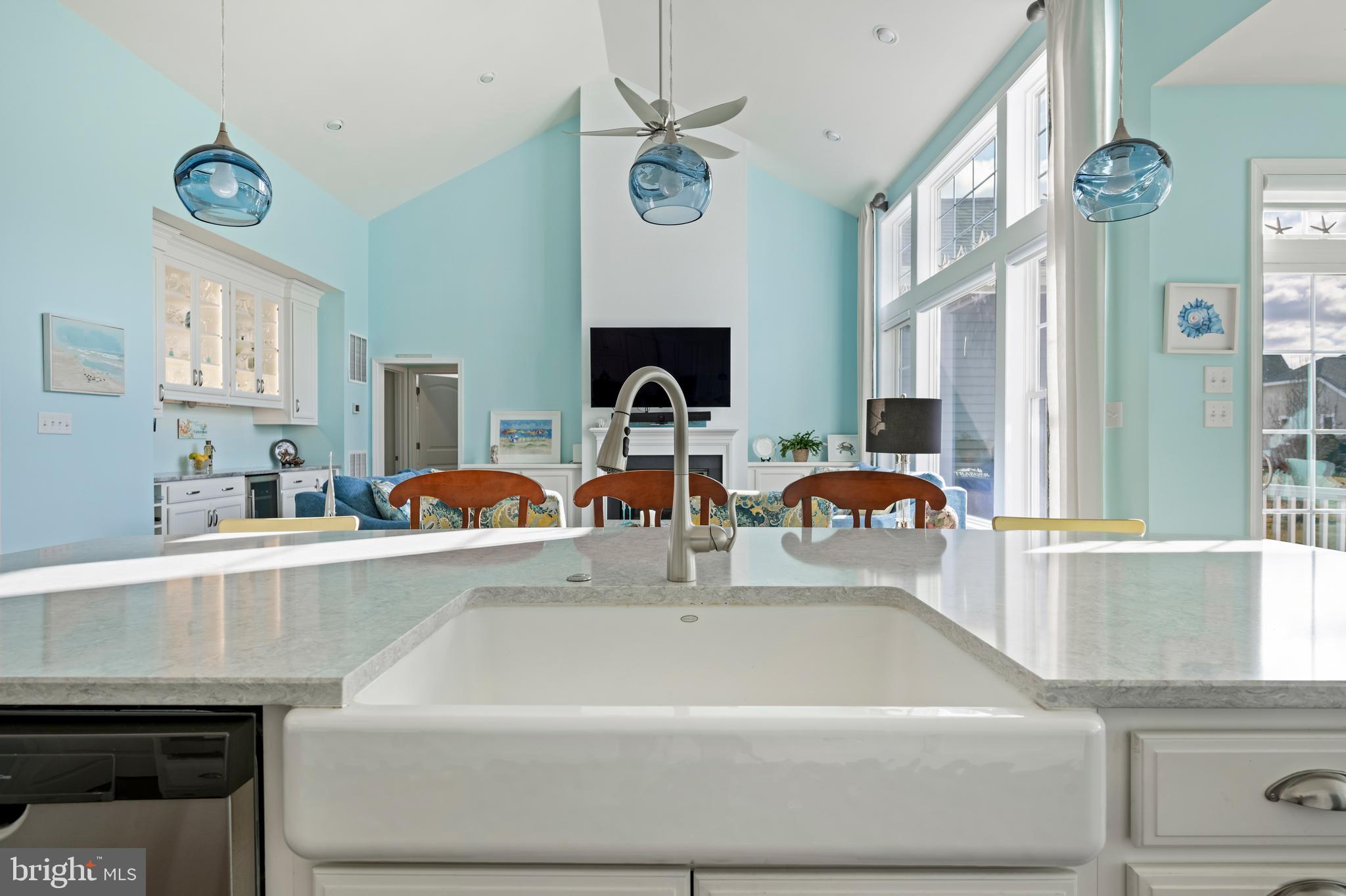 COASTAL CLUB - Residential