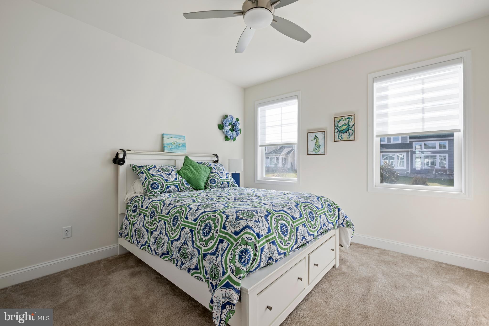 COASTAL CLUB - Residential