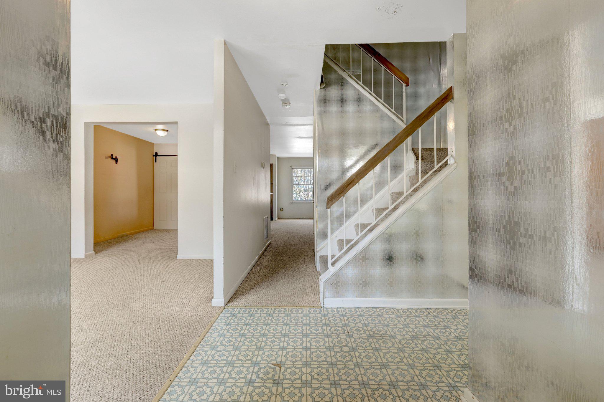 CIRCLE WOODS - Residential