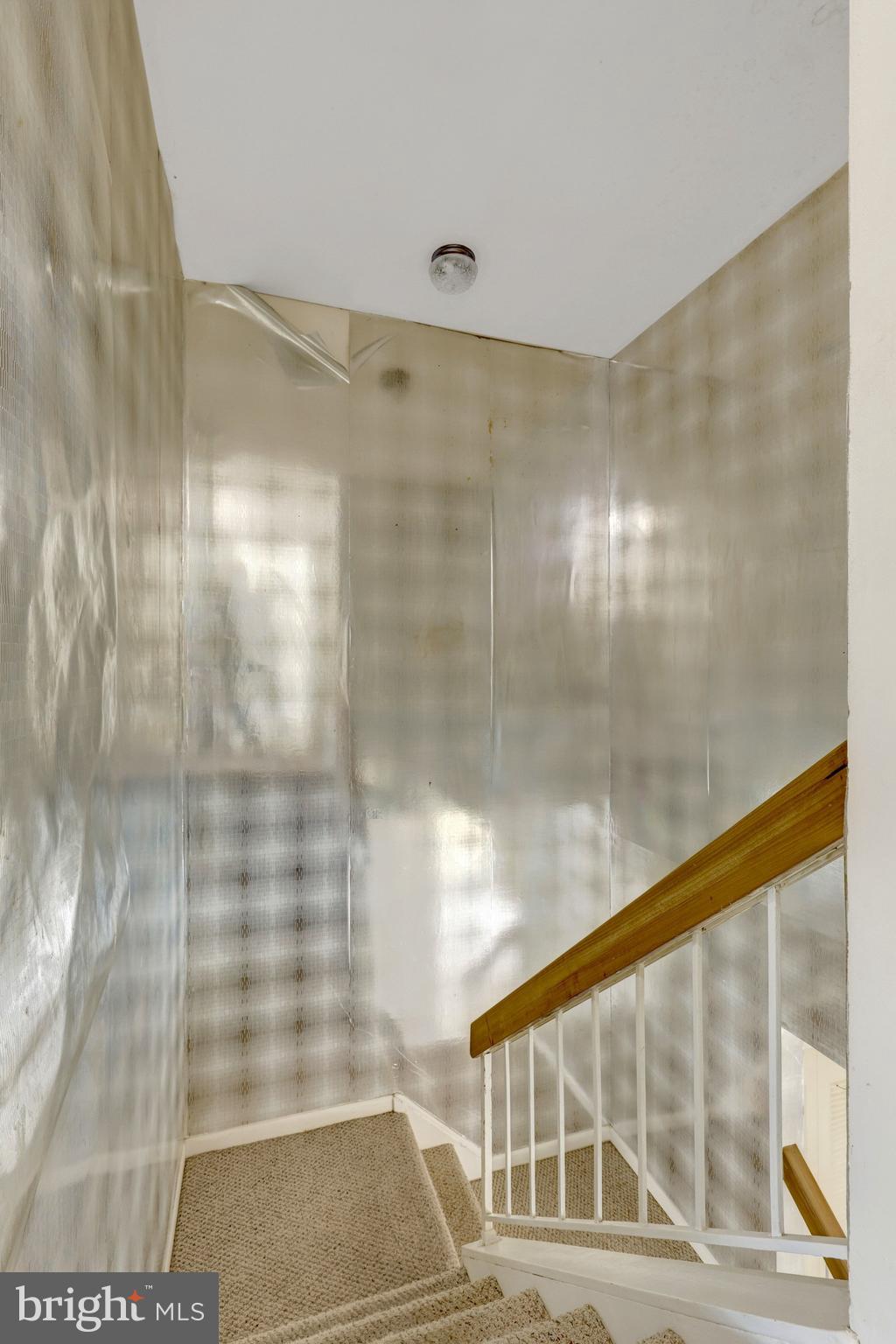 CIRCLE WOODS - Residential