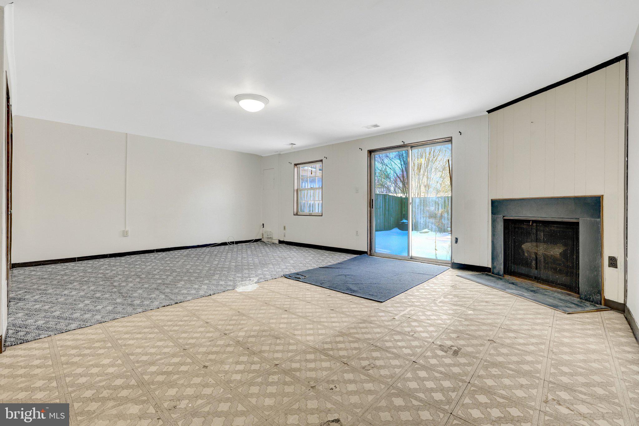 CIRCLE WOODS - Residential