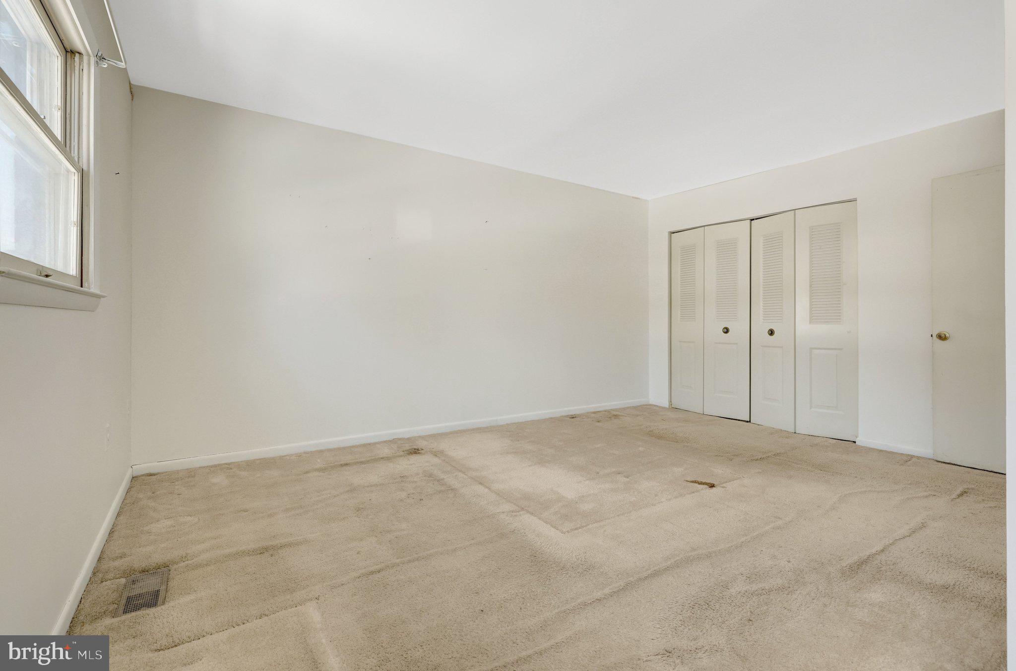 CIRCLE WOODS - Residential