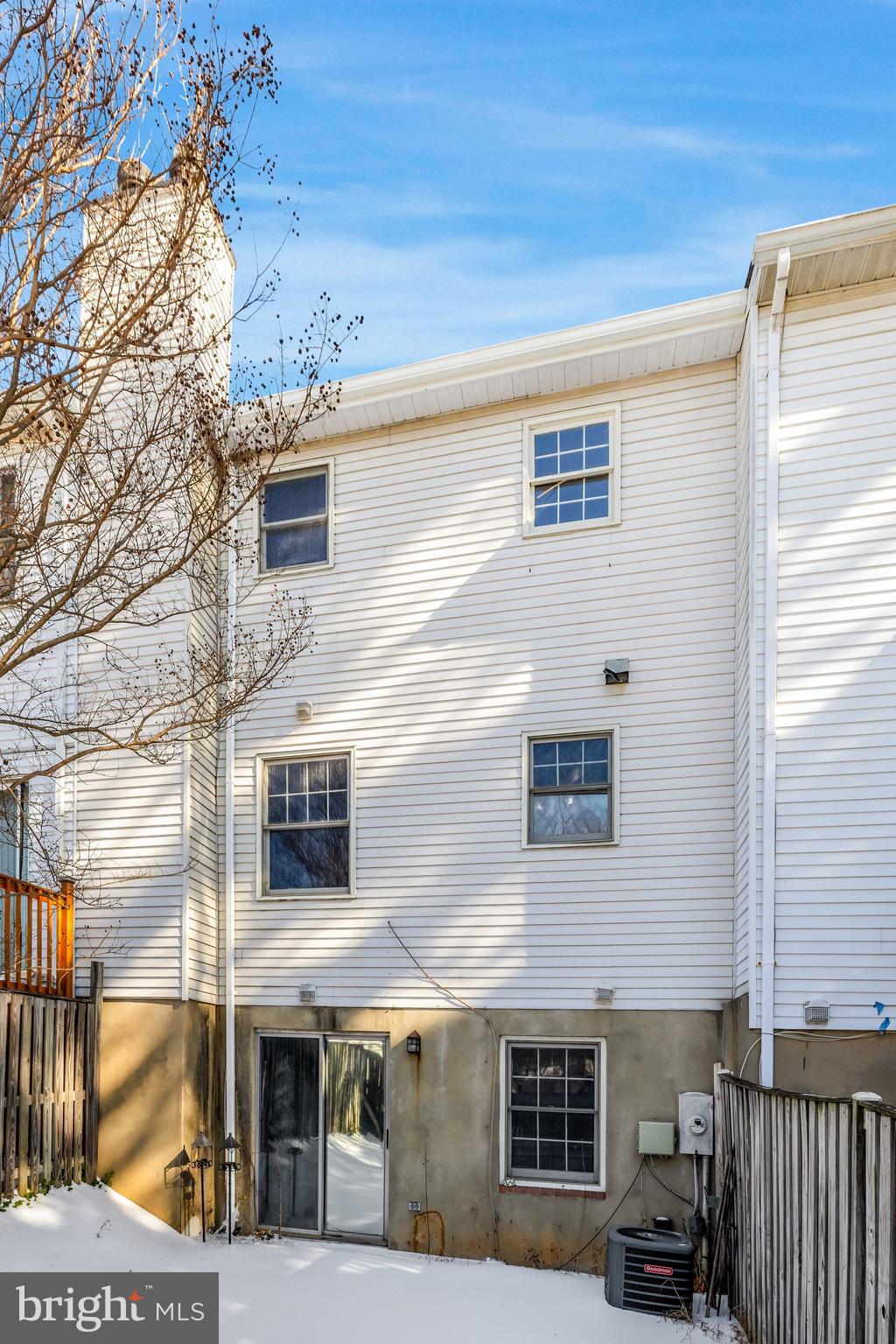 CIRCLE WOODS - Residential