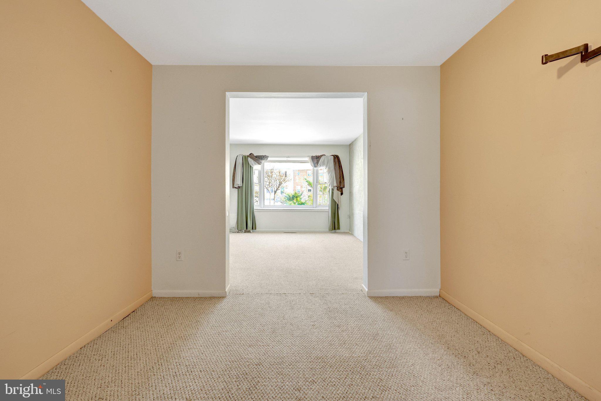 CIRCLE WOODS - Residential