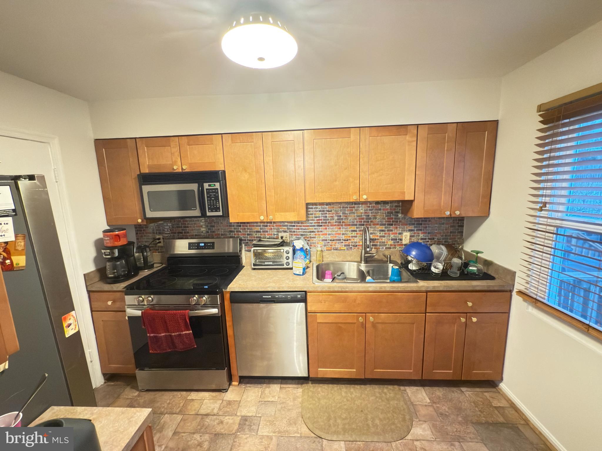 RANDALLSTOWN - Residential