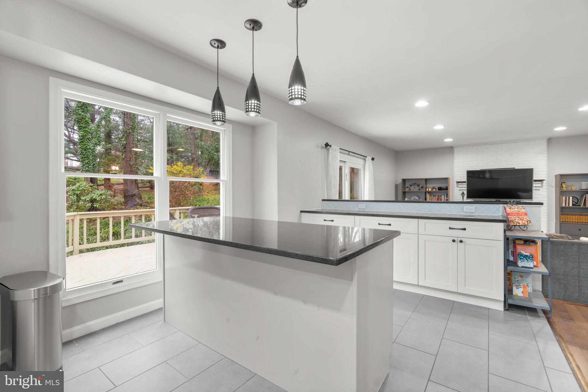 BURLEIGH MANOR - Residential