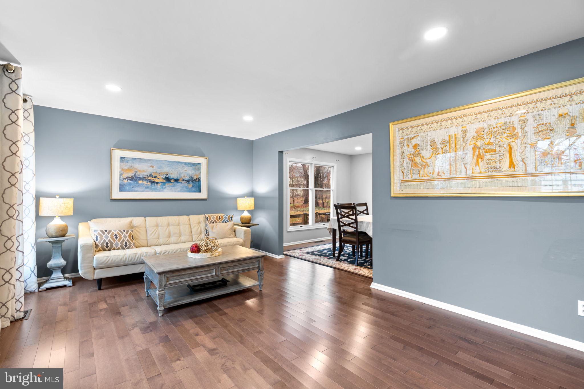 BURLEIGH MANOR - Residential