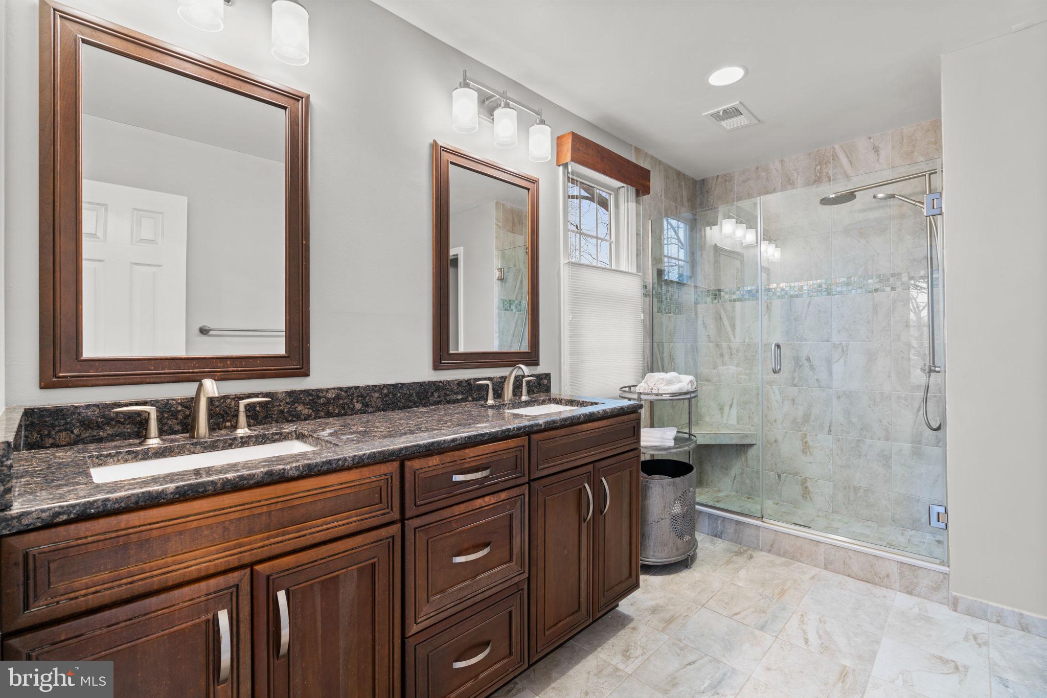 BURLEIGH MANOR - Residential