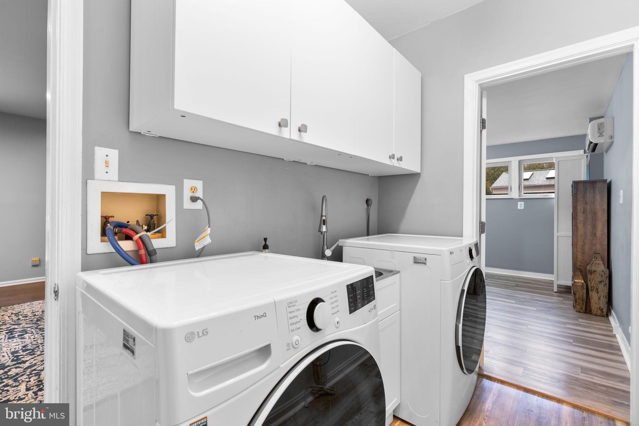 BURLEIGH MANOR - Residential