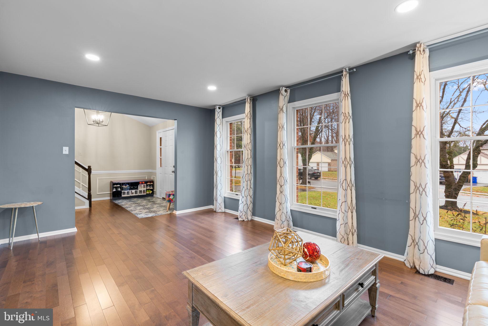 BURLEIGH MANOR - Residential