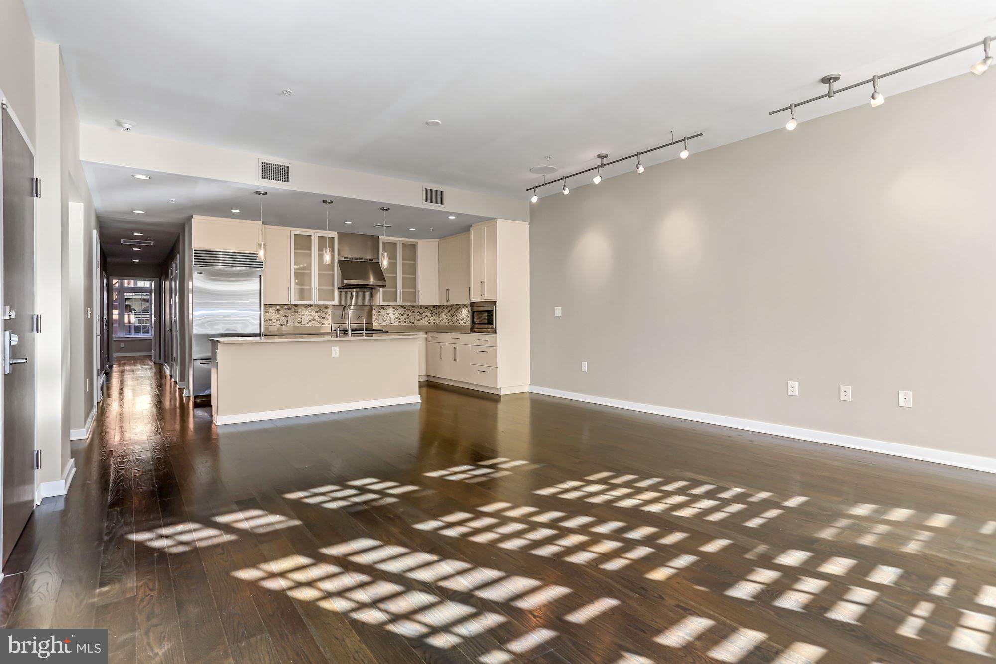 1610 N QUEEN STREET 245