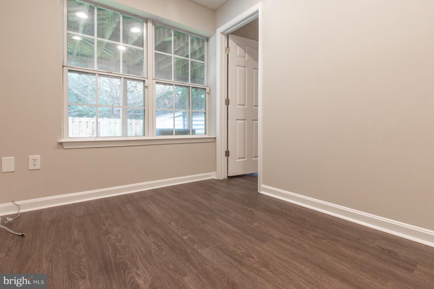 WAYSIDE VILLAGE - Residential