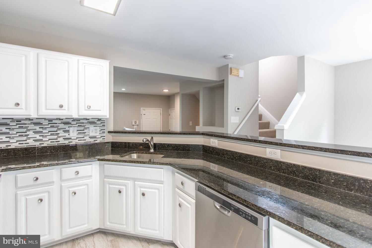 WAYSIDE VILLAGE - Residential