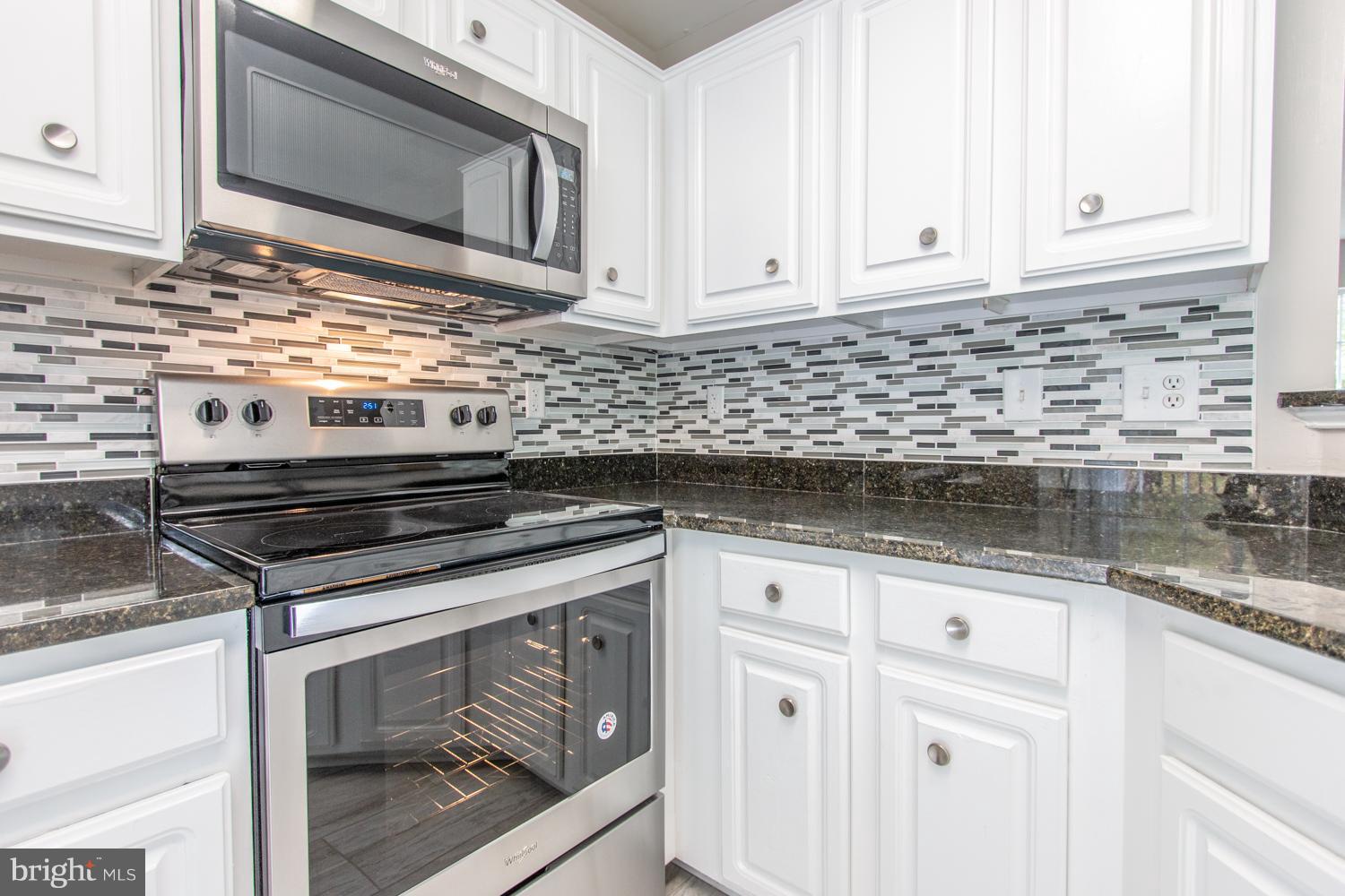 WAYSIDE VILLAGE - Residential