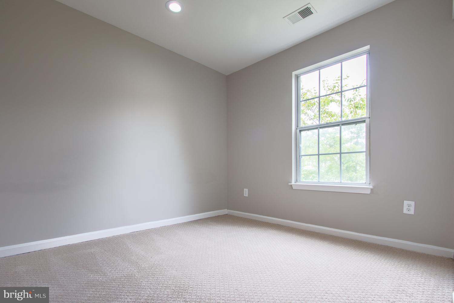 WAYSIDE VILLAGE - Residential