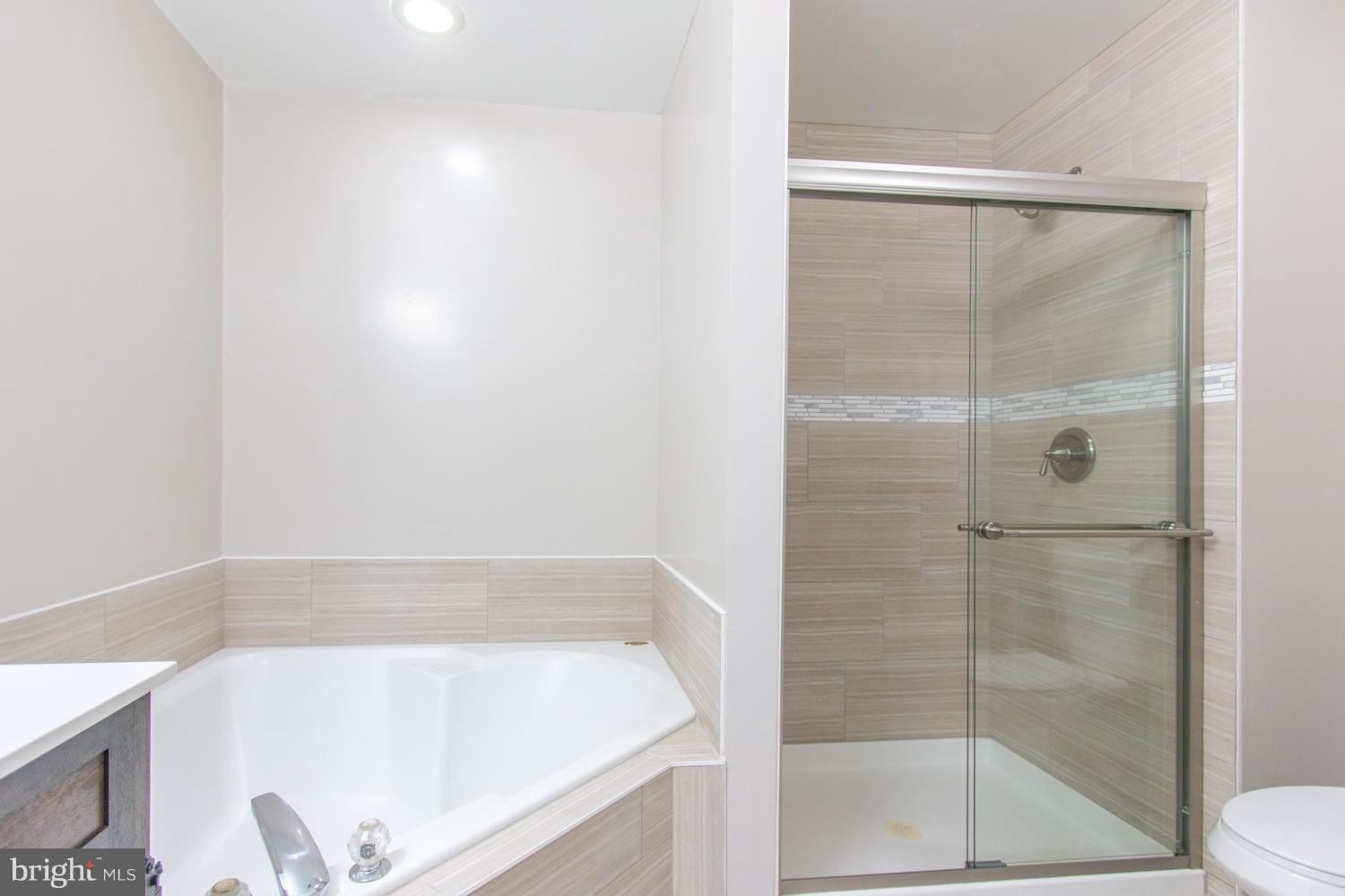 WAYSIDE VILLAGE - Residential