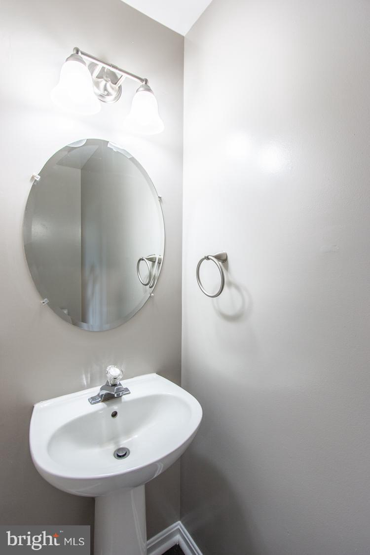 WAYSIDE VILLAGE - Residential