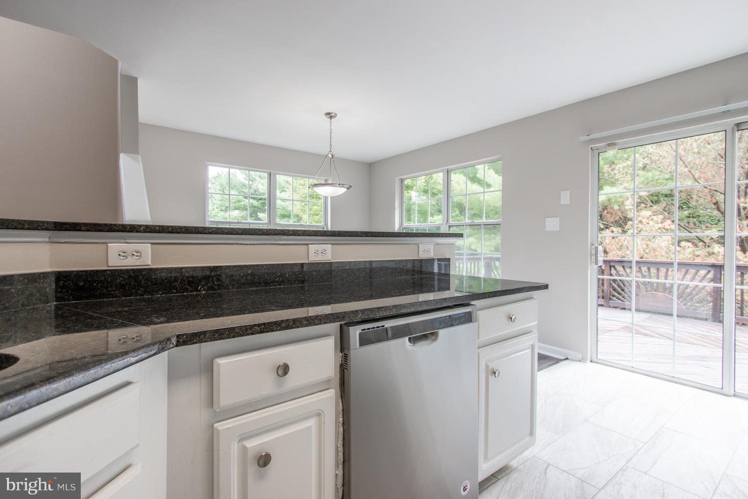 WAYSIDE VILLAGE - Residential