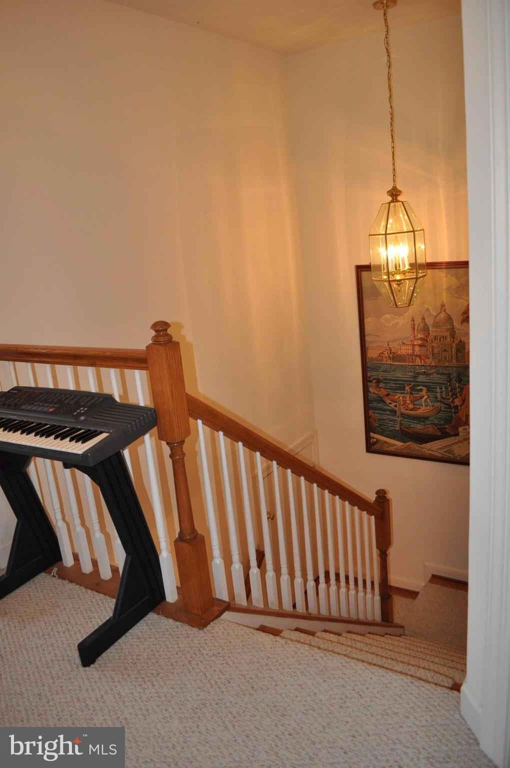 LAUREL CREST - Residential
