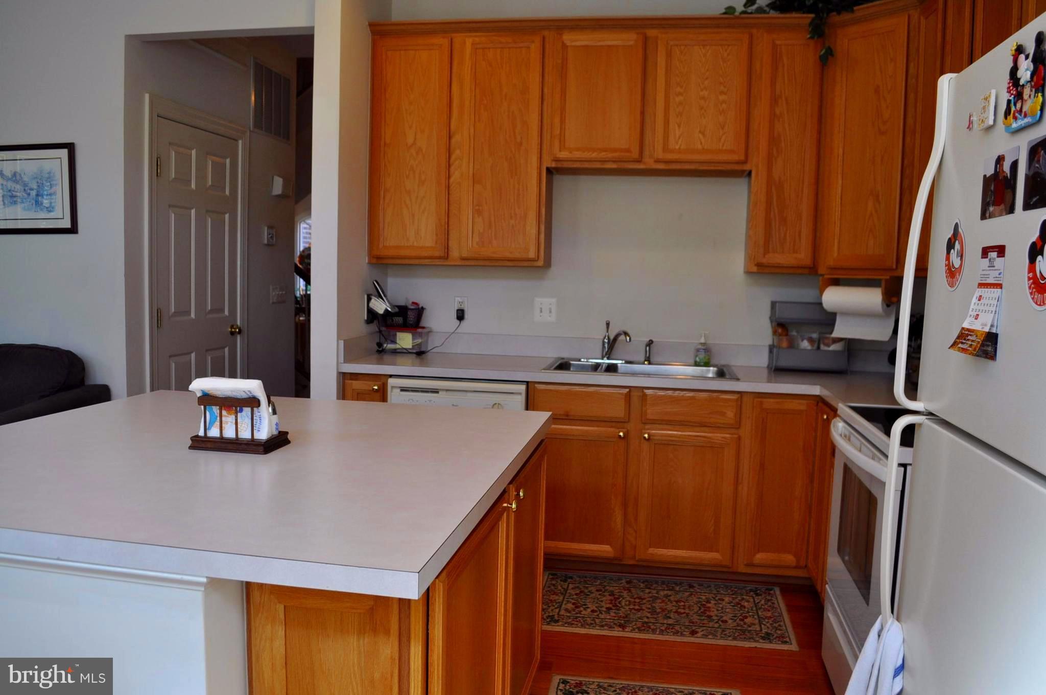 LAUREL CREST - Residential