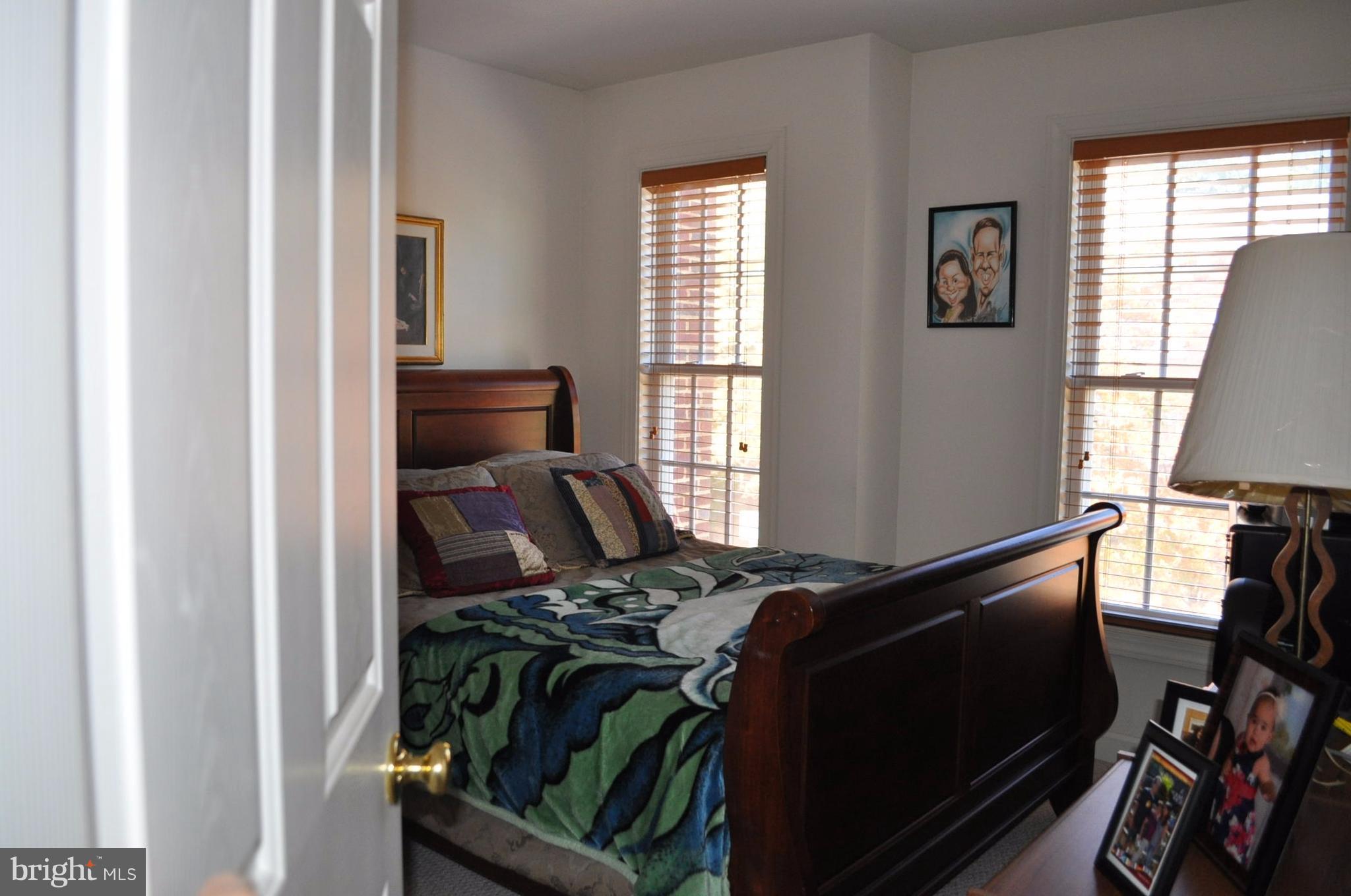 LAUREL CREST - Residential