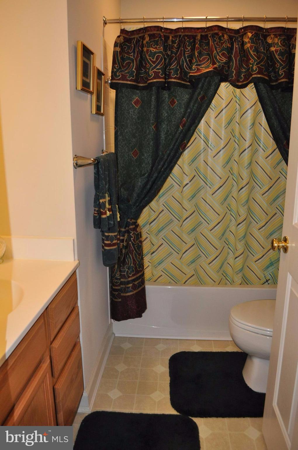 LAUREL CREST - Residential