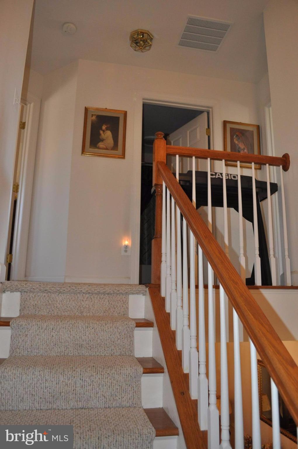 LAUREL CREST - Residential