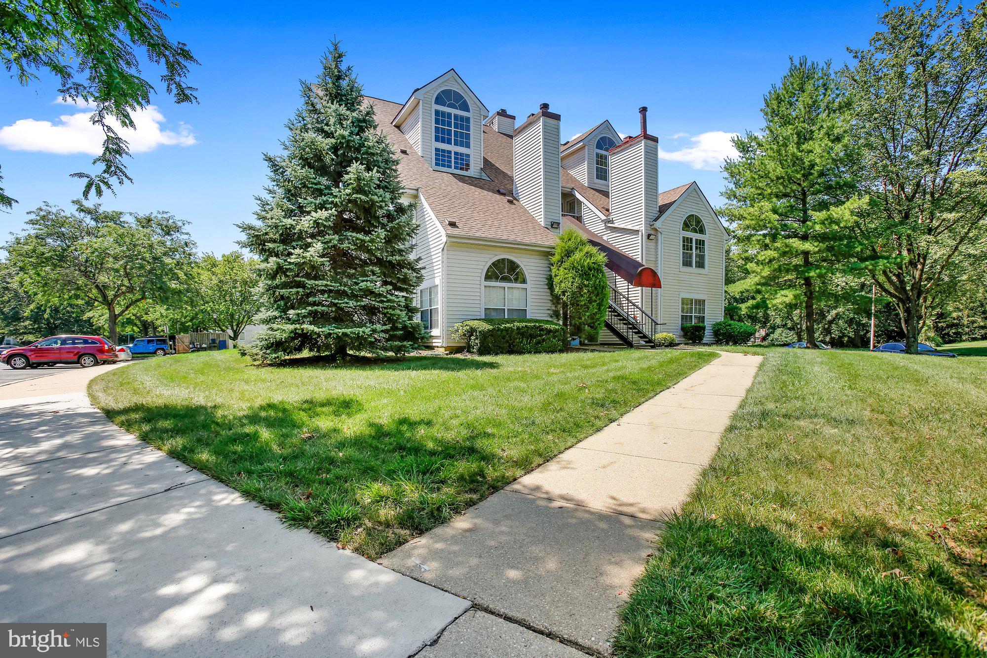 VISTAS AT LAKE ARBOR - Residential